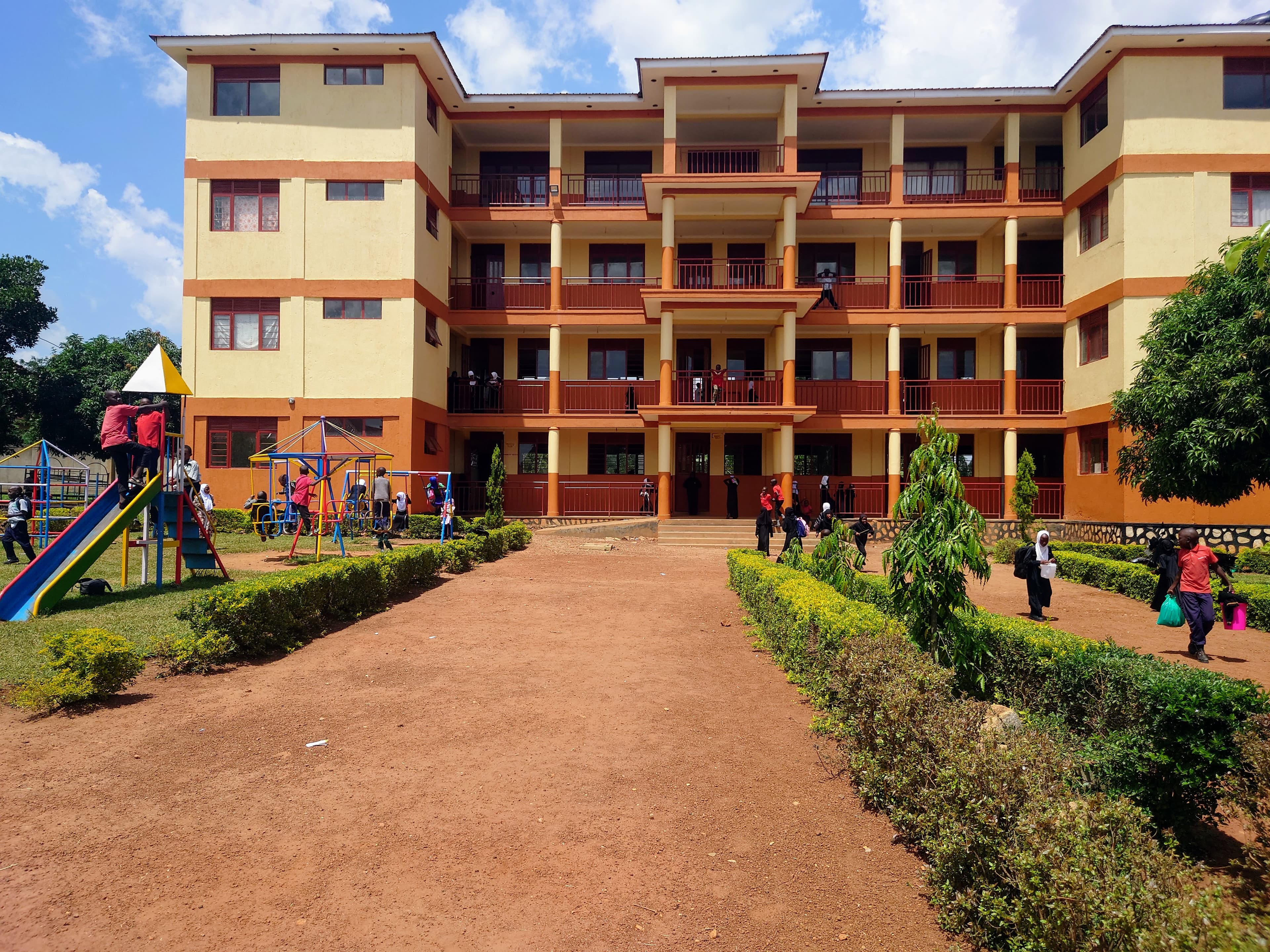 Al Hanan students in recreational and developmental activities - moment 3