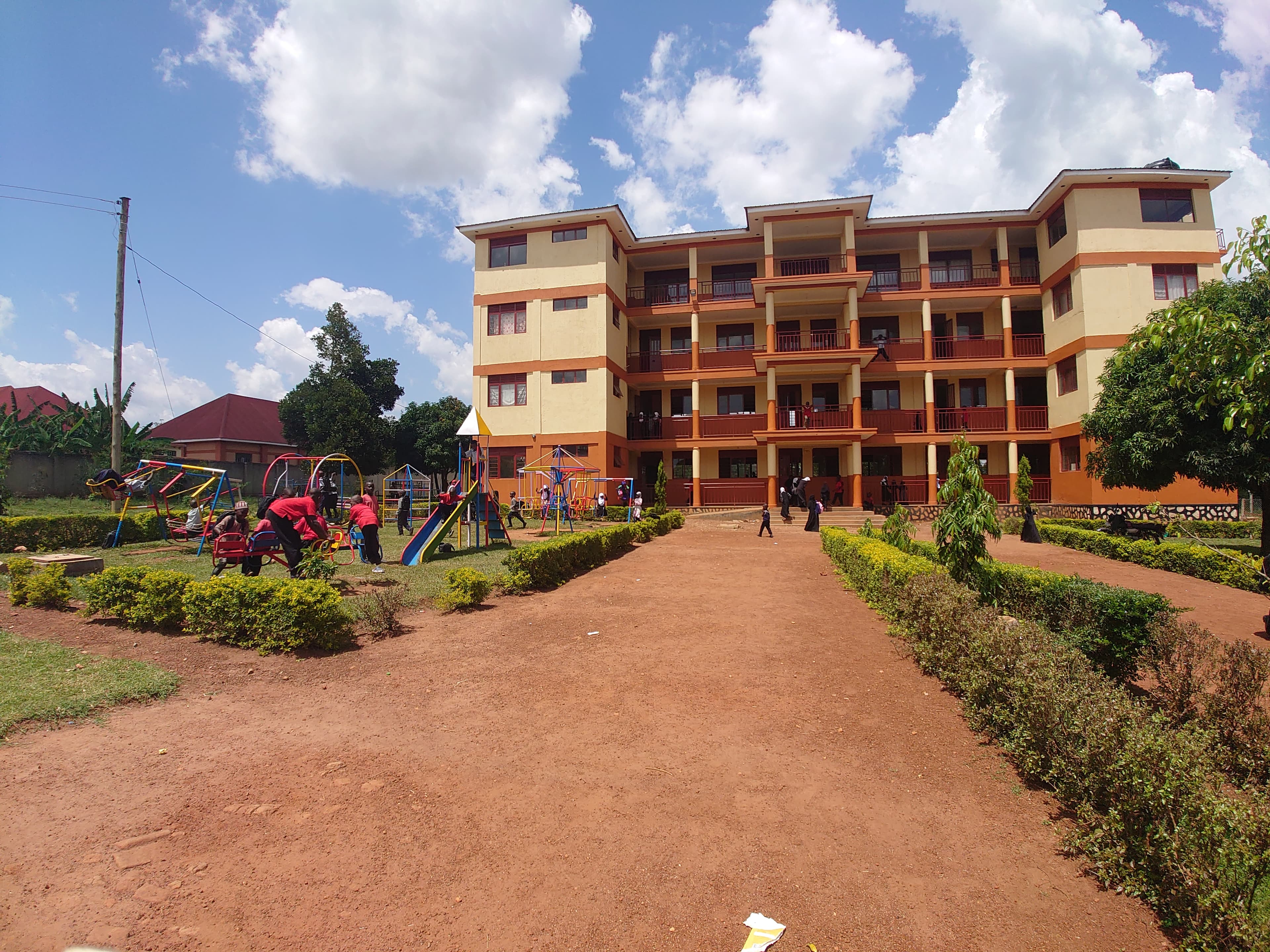 Al Hanan school environment and student engagement - scene 4