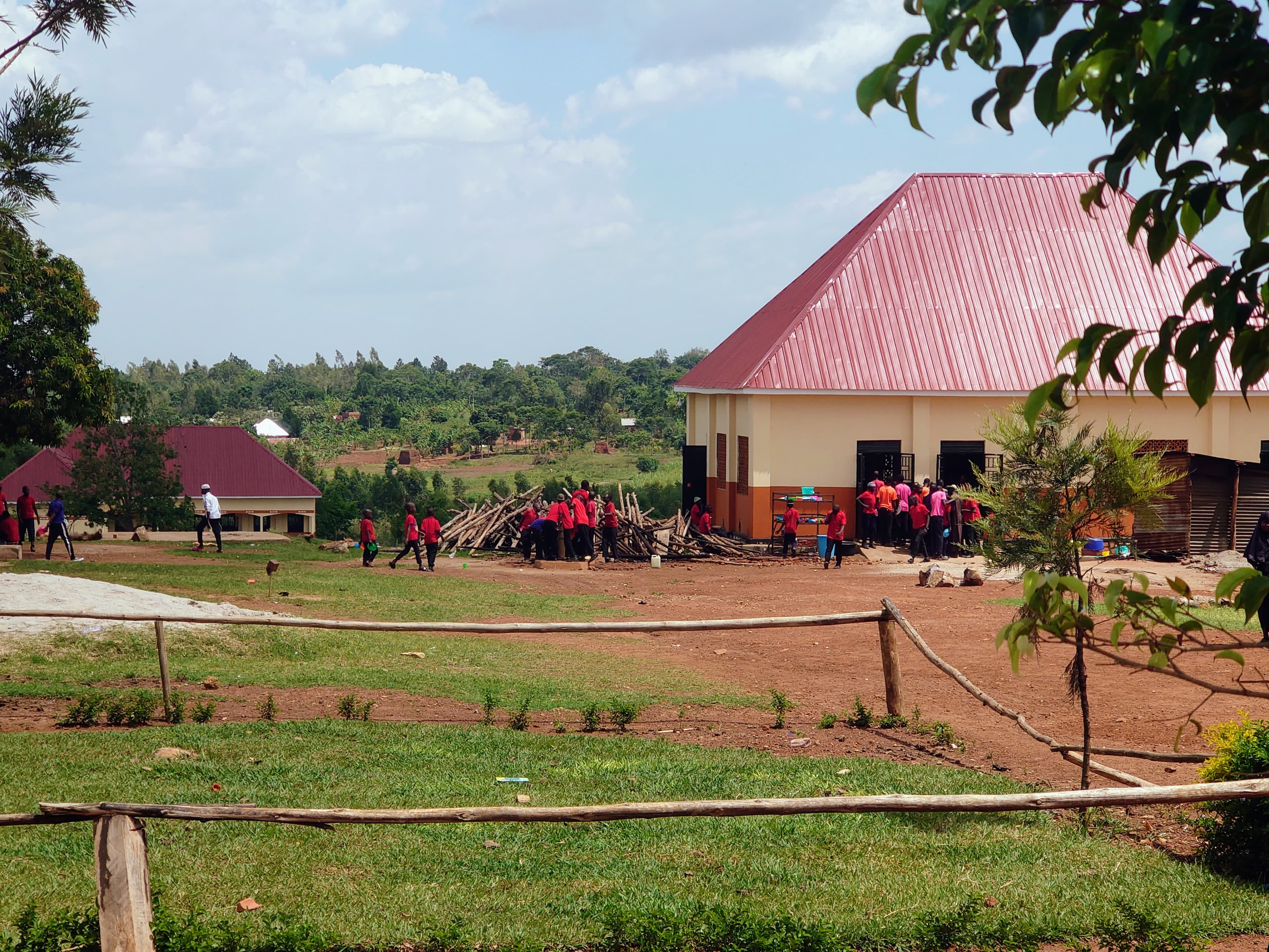 Learners during breaktime at Al Hanan - activity 8