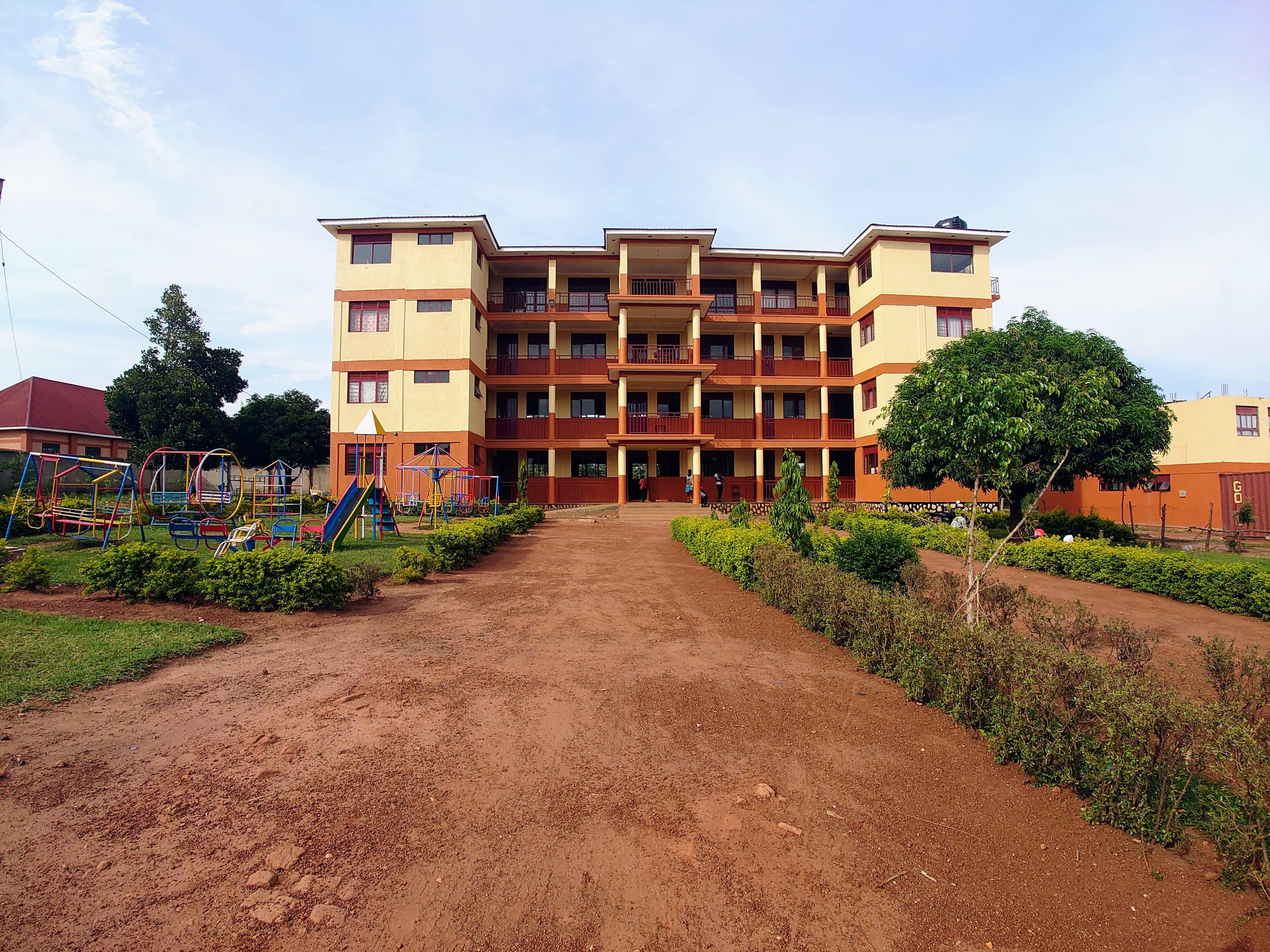 Al Hanan compound ground view - angle 4