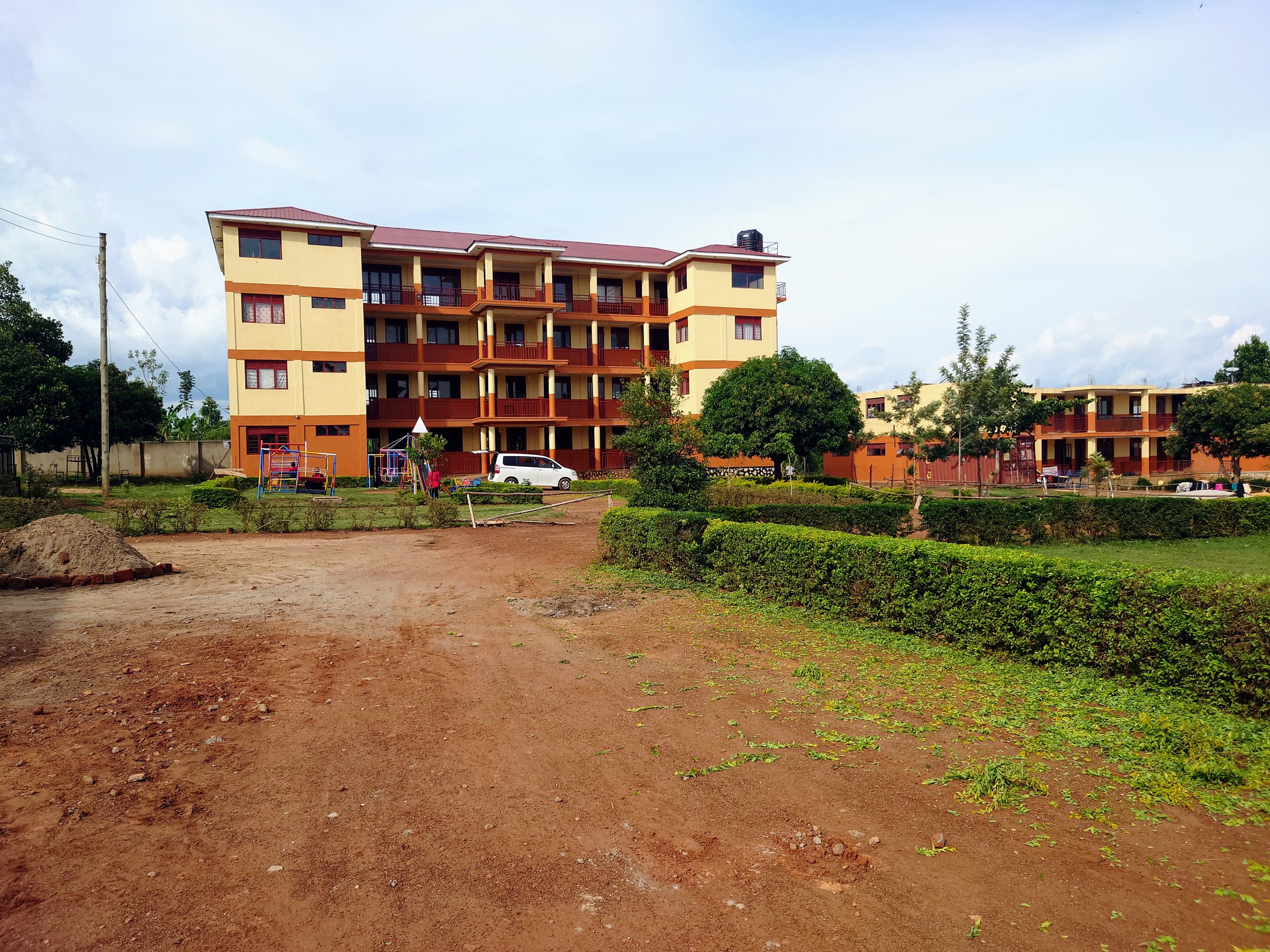 Al Hanan compound ground view - angle 6